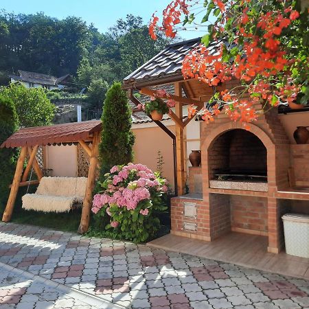 Casa Dacica Hotel Rîşnov Kültér fotó
