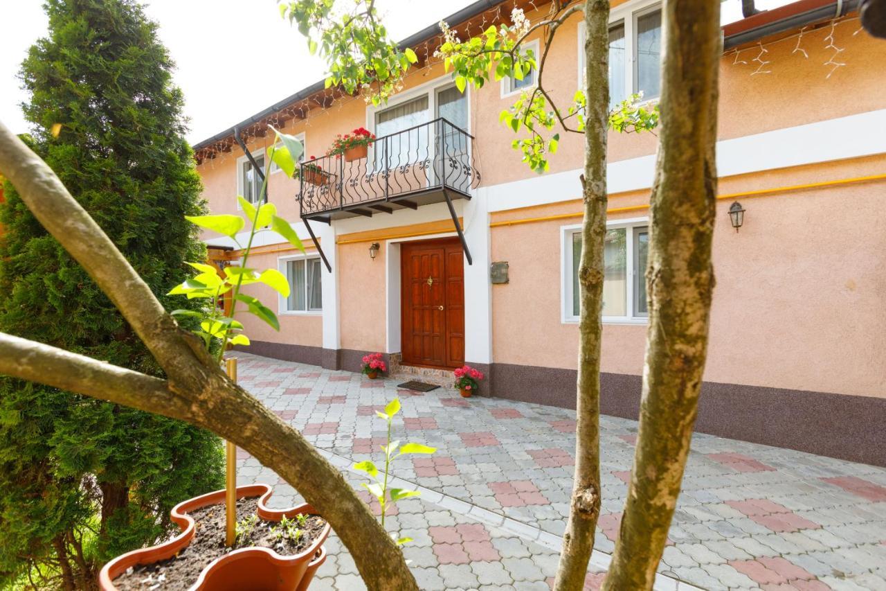 Casa Dacica Hotel Rîşnov Kültér fotó