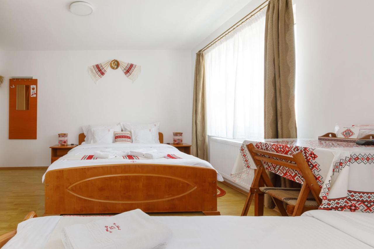 Casa Dacica Hotel Rîşnov Kültér fotó