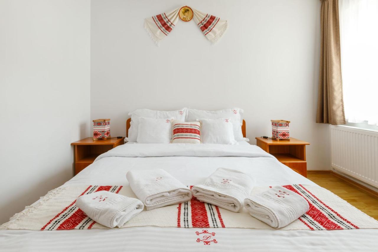 Casa Dacica Hotel Rîşnov Kültér fotó