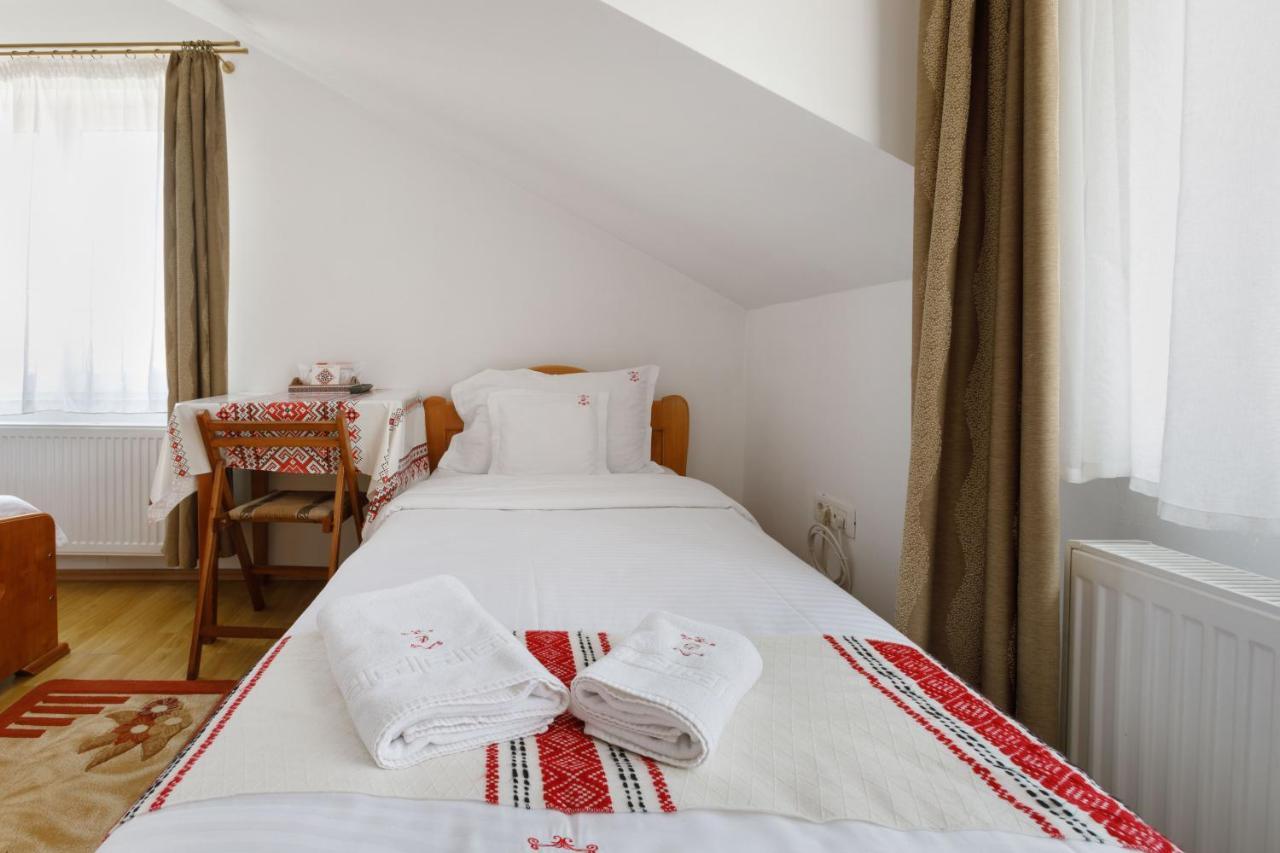 Casa Dacica Hotel Rîşnov Kültér fotó