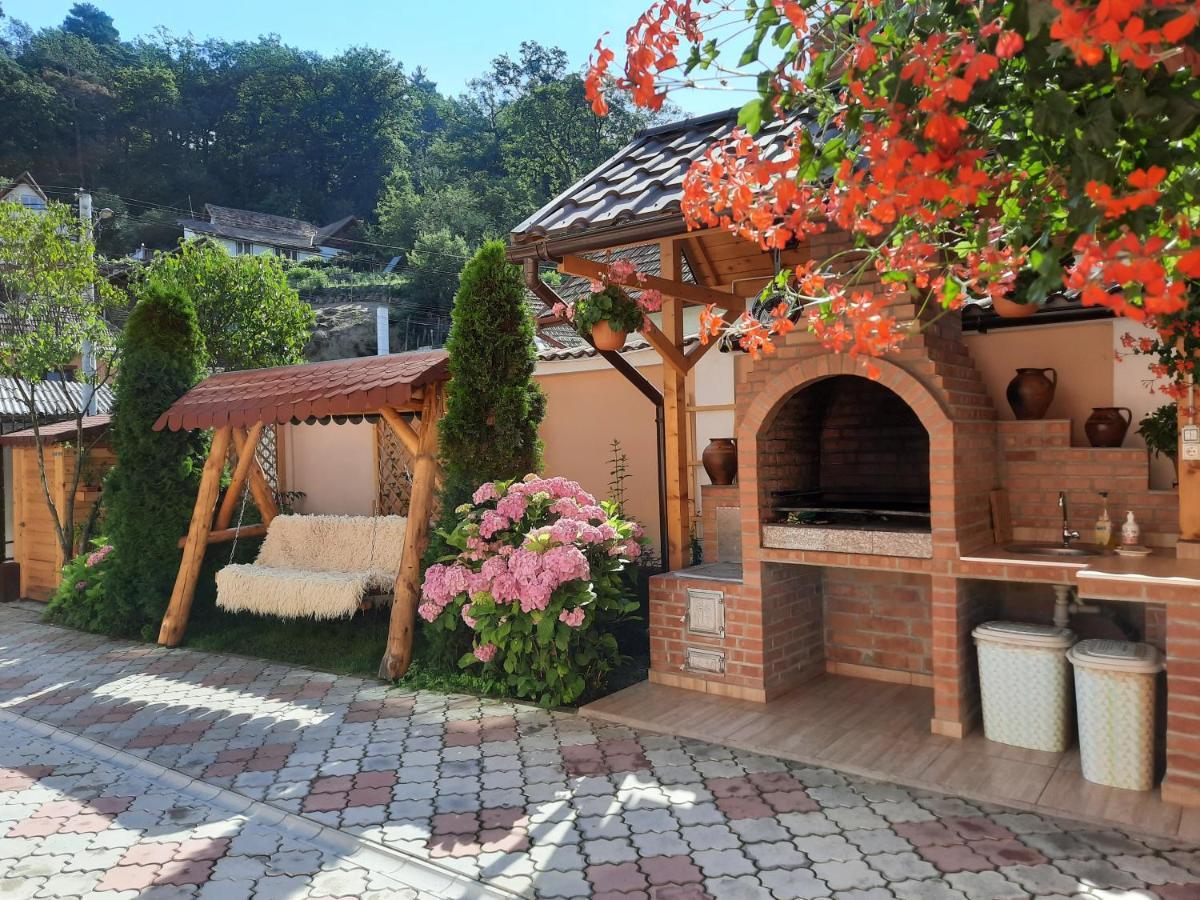 Casa Dacica Hotel Rîşnov Kültér fotó