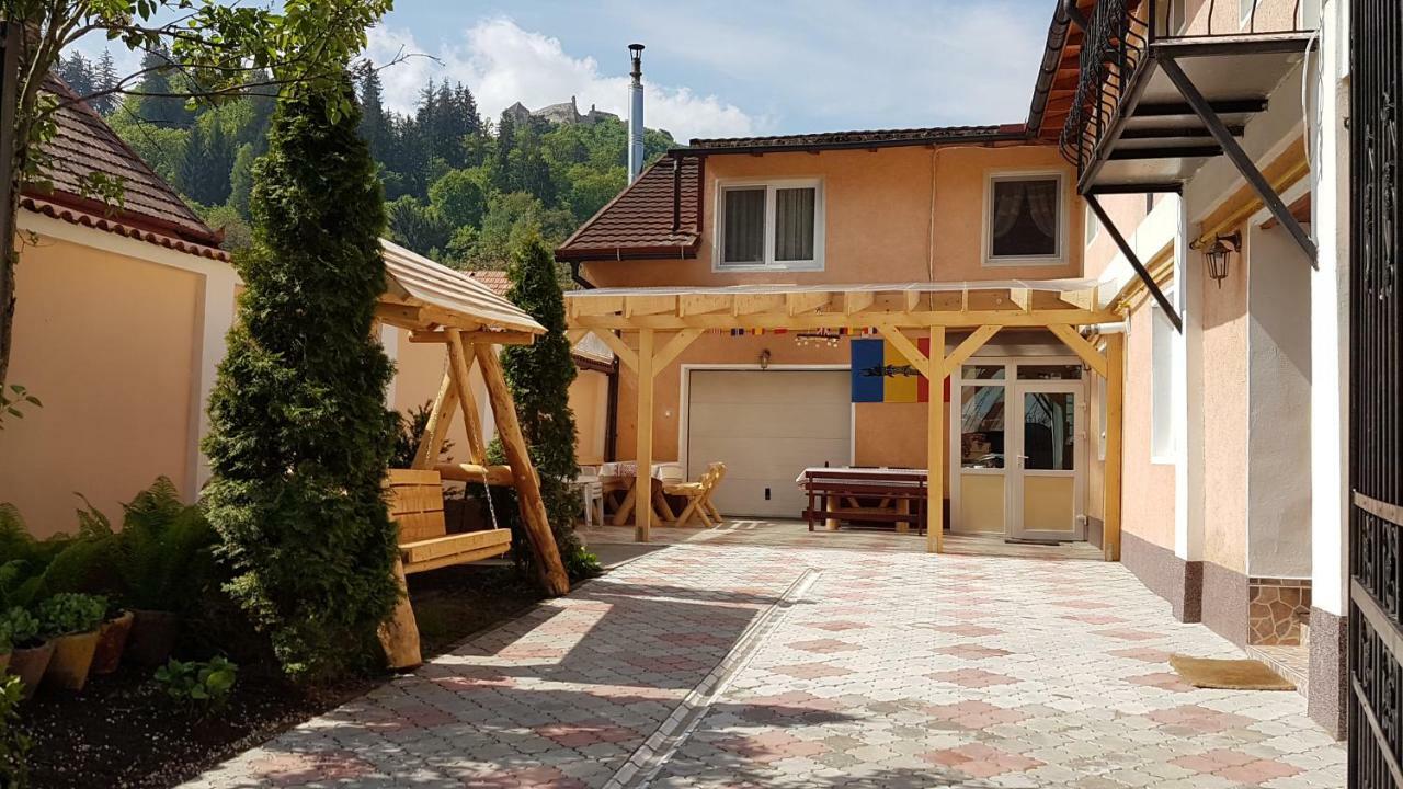 Casa Dacica Hotel Rîşnov Kültér fotó